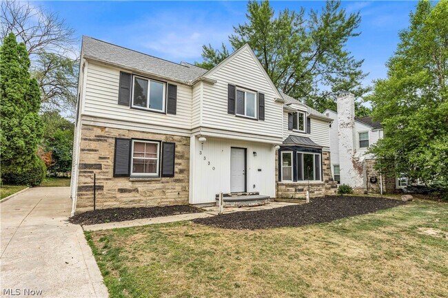Building Photo - 3330 Chelsea Dr