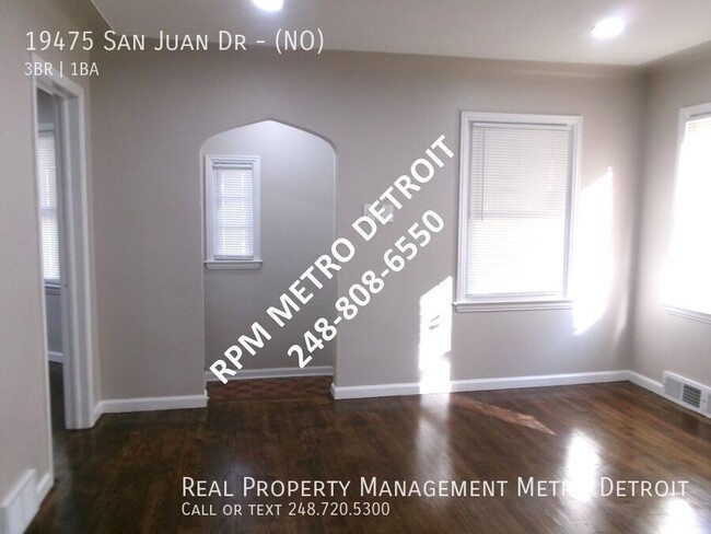 Foto del edificio - MOVE IN READY 3 BEDROOM BUNGALOW in DETROIT