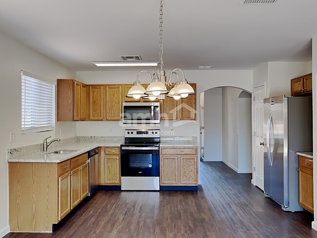 Building Photo - 729 W Firehawk Dr