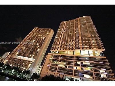 Foto del edificio - 185 SW 7th St