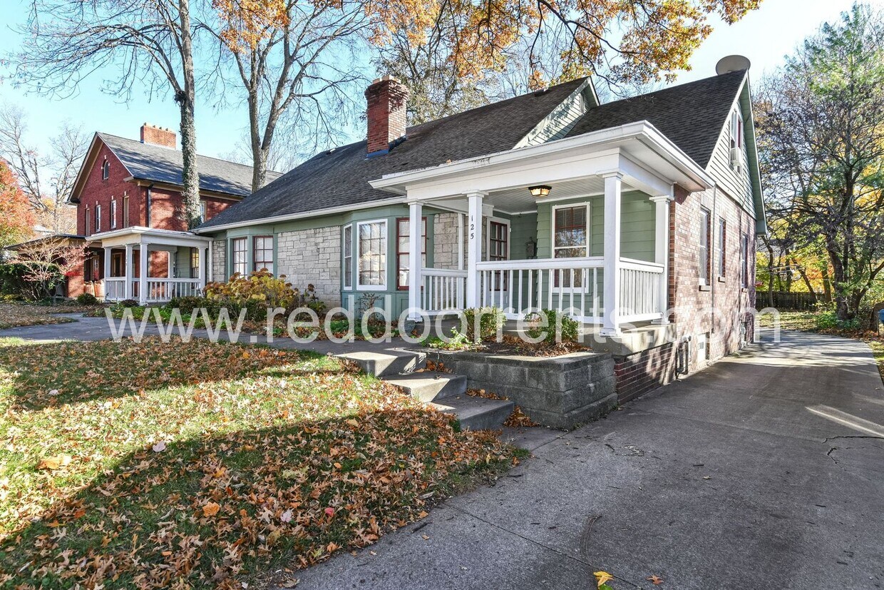 Foto principal - 125 E 49th St