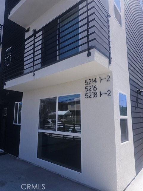 Building Photo - 5218 Auckland Ave