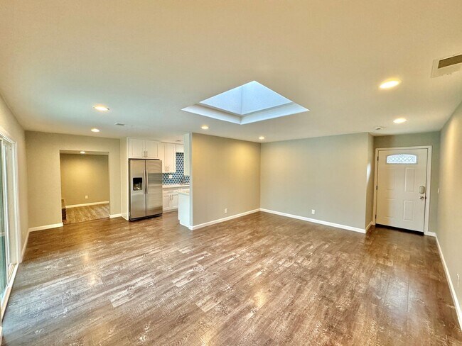 Foto del edificio - Great 4B/2BA House in Oceanside!