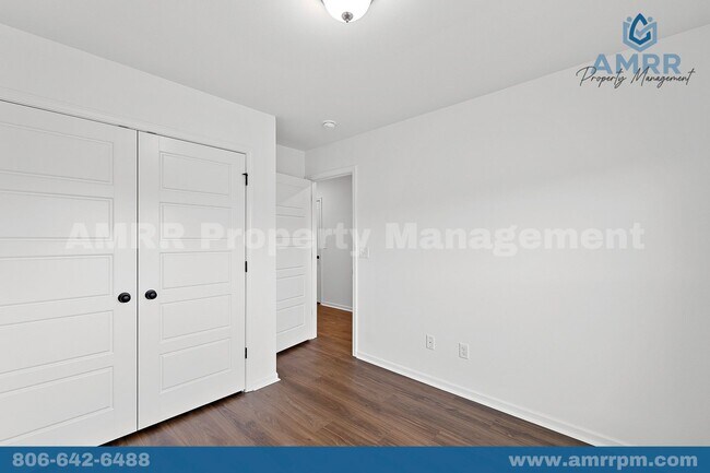 Building Photo - Modern 4-Bedroom Home – Perfect for Growin...
