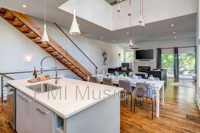 Photo - 938 Southside Pl Apartment