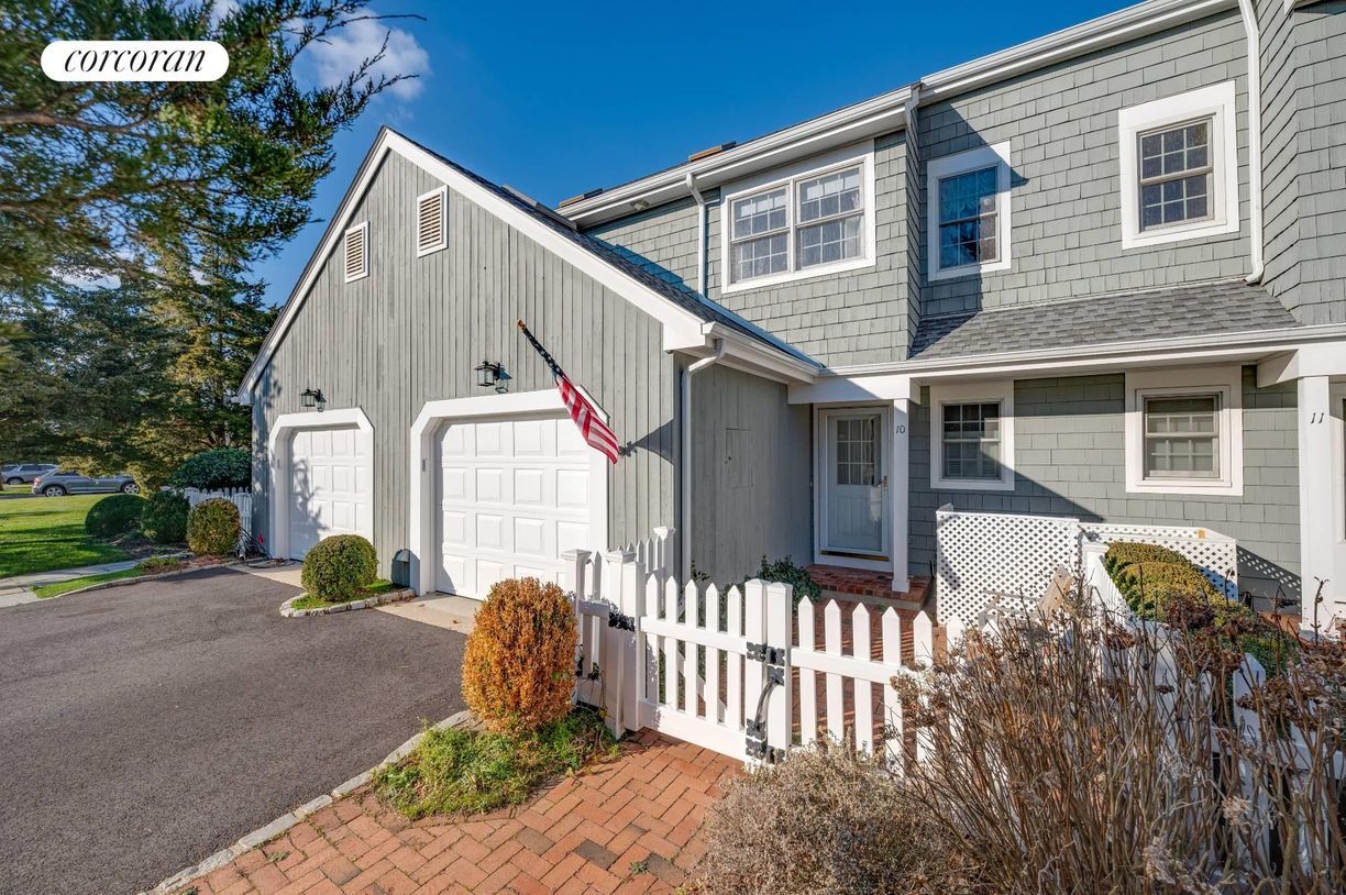 10 Brittany Ln, Westhampton Beach, NY 11978 House for Rent in