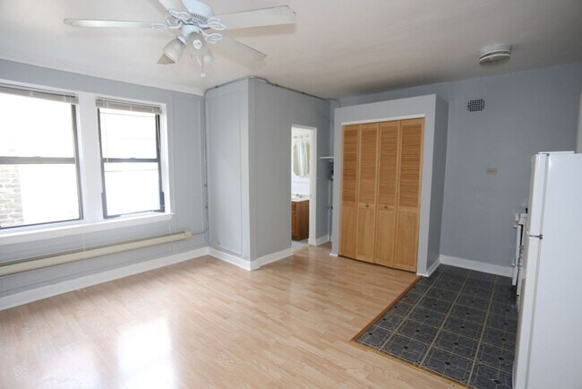 Foto del edificio - 4735 N Beacon St