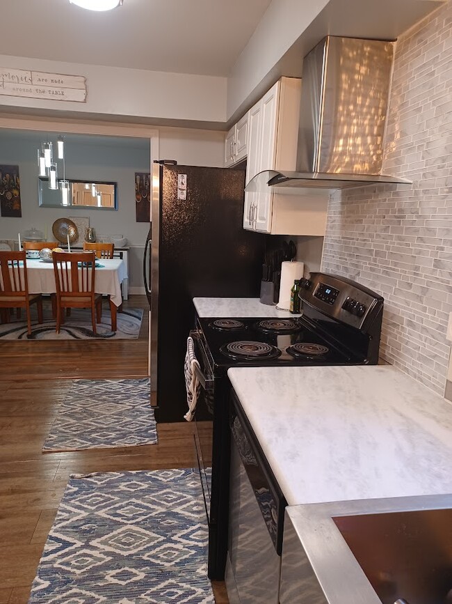 Kitchen Appliances - 50 Cypress Bridge Plz