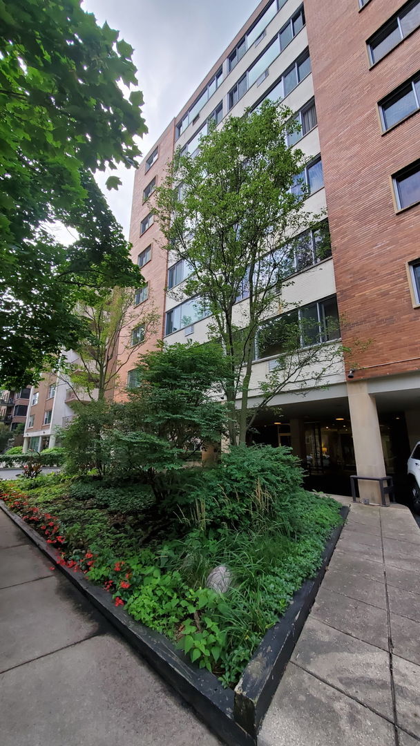 Foto del edificio - 1516 Hinman Ave