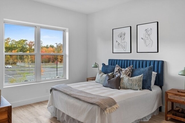 Photo - 635 Main St Apartment