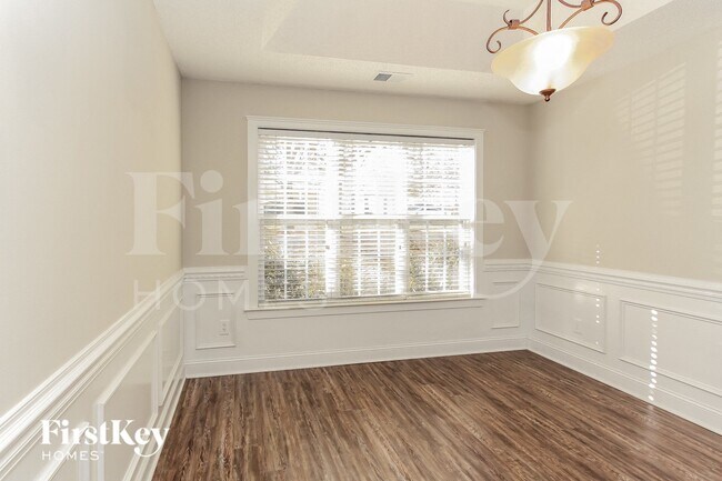 Building Photo - 13432 Glencreek Ln