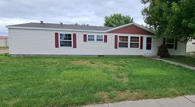 Building Photo - 1302 Bridle Dr