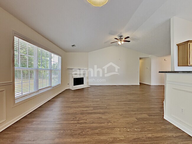 Foto del edificio - 80 Horizon Hill