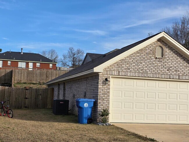 Foto del edificio - 745 Park Ln