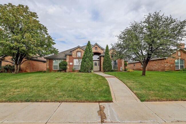 Foto del edificio - 6802 Thunder Rd