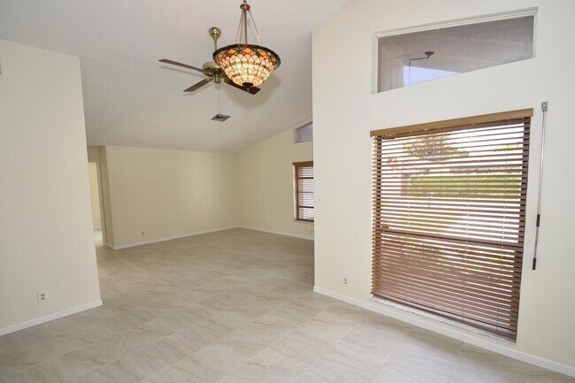 Foto del edificio - 21518 Summertrace Cir