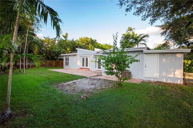 Building Photo - 5451 SW 80th St