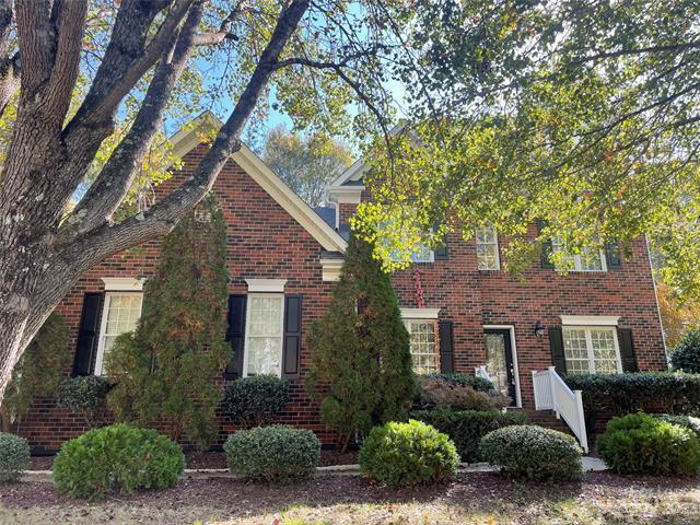 Primary Photo - 113 Abbotsbury Ct