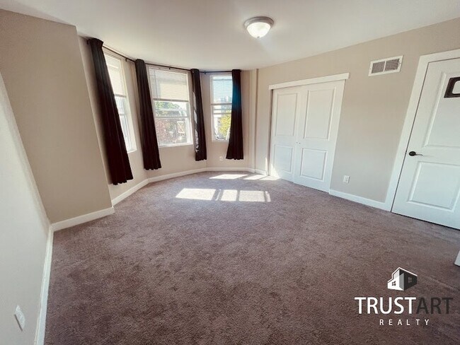Building Photo - 3 bedroom house near Olney