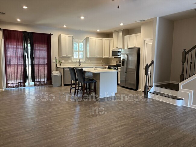 Foto del edificio - 133 Marthawood Ln