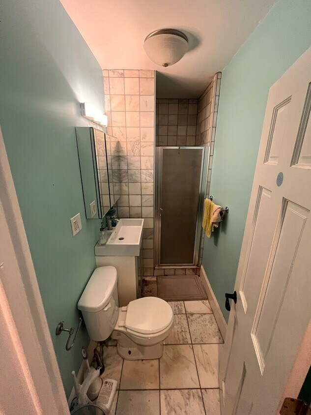 Primary Photo - 39 Springfield St