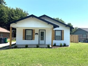 Building Photo - 1714 N Kelham Ave