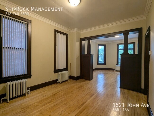 Foto del edificio - 1521 John Ave