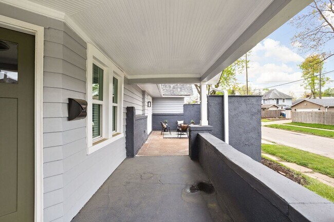 Foto del edificio - 4001 Broadway St