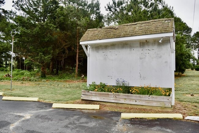 Building Photo - 33453 Chincoteague Rd