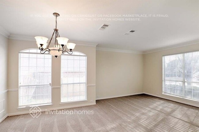 Building Photo - 2808 Northwood St