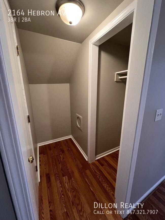 Building Photo - 2164 Hebron Ave