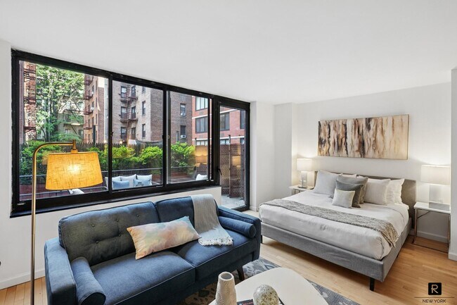 Foto del edificio - 215 W 95th St