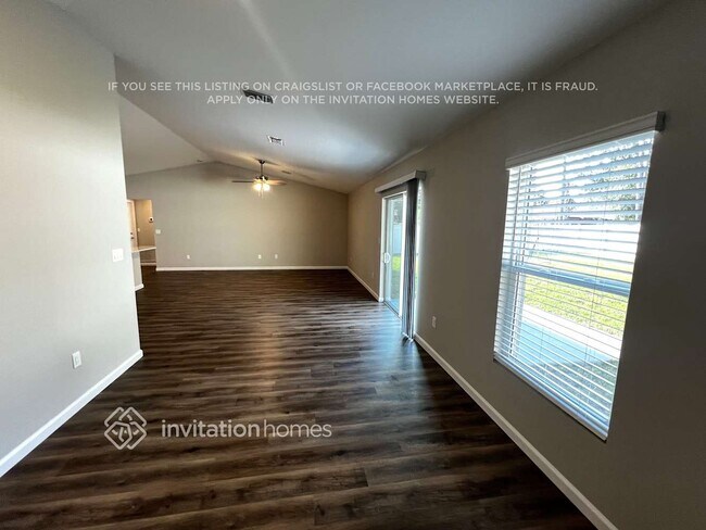 Foto del edificio - 807 SW California Blvd