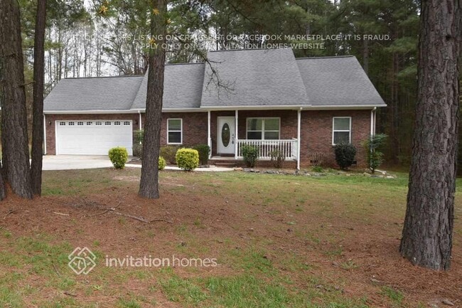 Building Photo - 2301 Cricket Ln