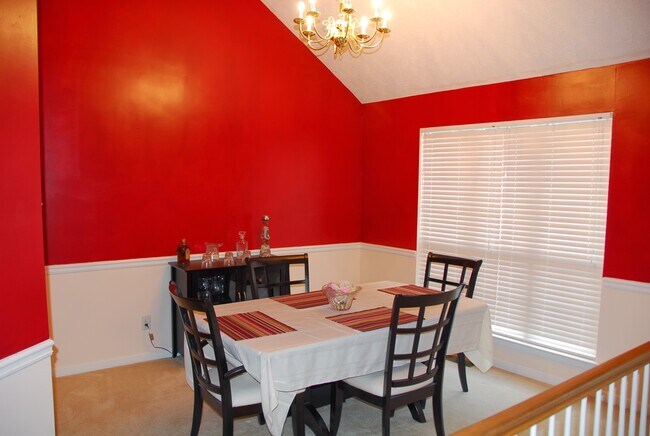 Foto del edificio - 1444 Bentley Ridge Ct