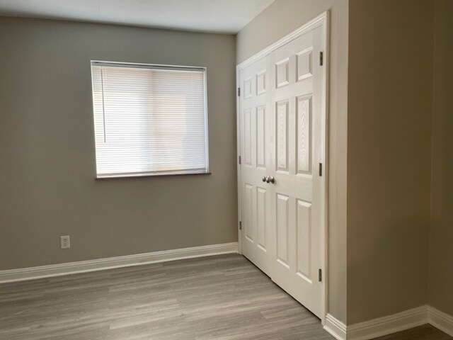 Foto del edificio - Town & Country Apartments