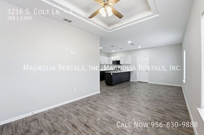 Foto del edificio - 3216 S Colt Ln