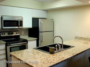 2 br, 2 bath House - 200 Golf View Dr. D-2 photo'