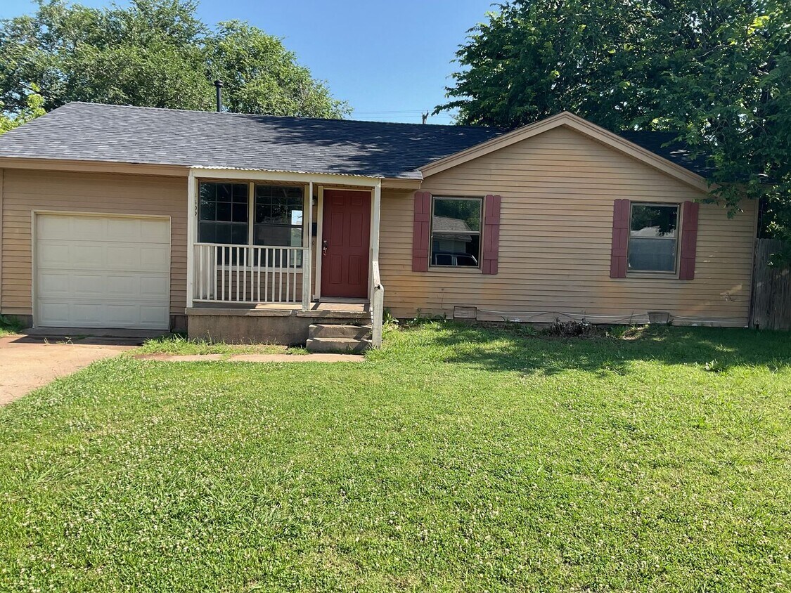 Primary Photo - Cute updated home for rent