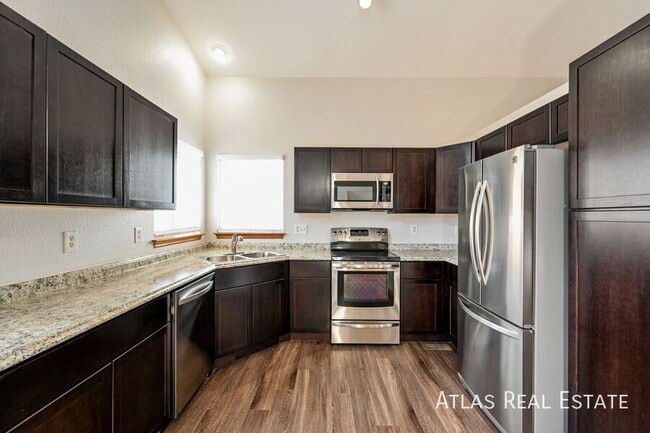 Foto del edificio - 1233 S Alton Ct