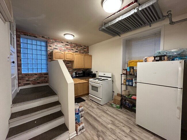 Foto del edificio - 4621 N Rockwell St
