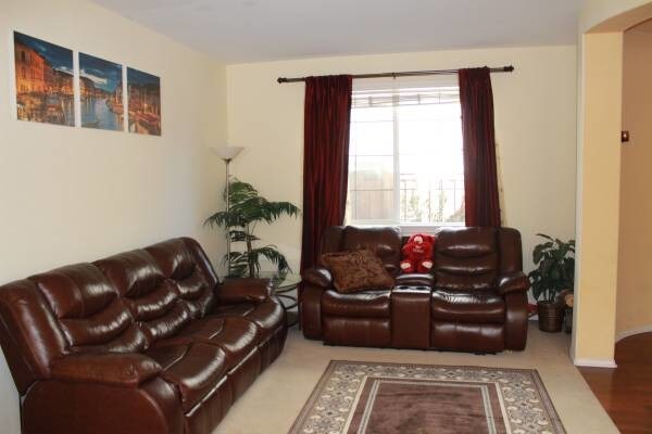 Foto del edificio - 956 Avalon Way