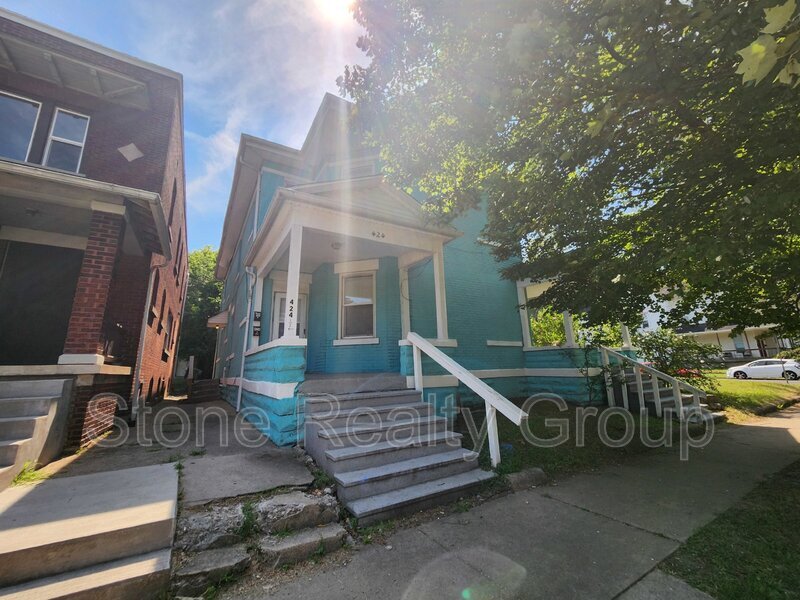 Primary Photo - 424 S 4th St