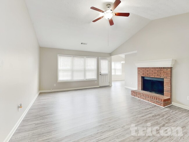 Building Photo - 2725 Archer Way