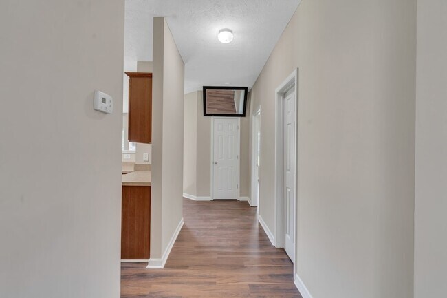 Foto del edificio - 7302 Autumn Crossing Way