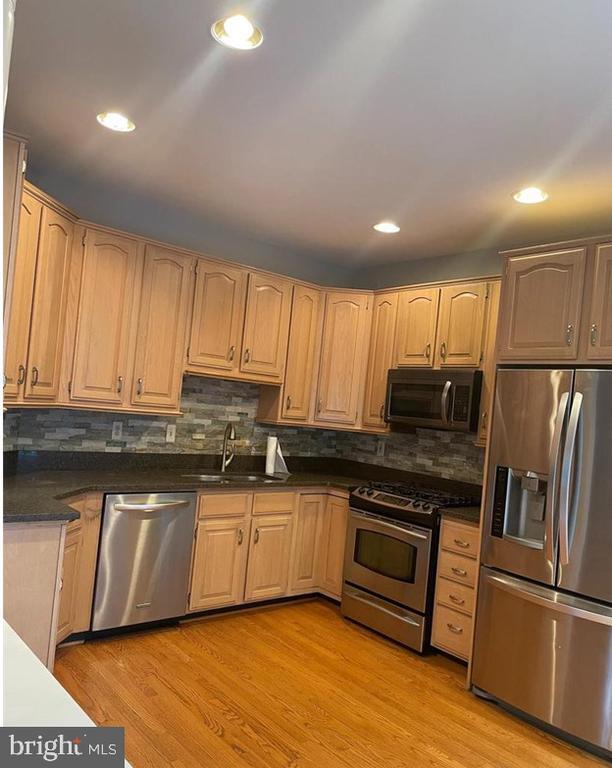 Foto del edificio - 2181 Wolftrap Ct