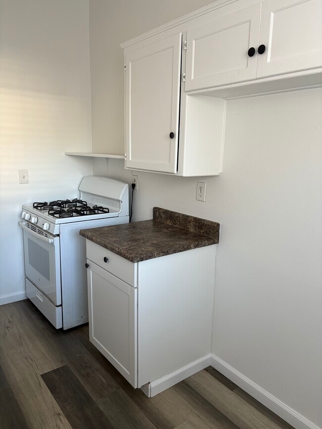 Building Photo - 1239 W Avenue H15