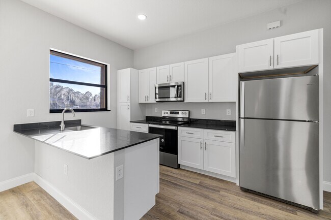 Building Photo - 4632 30th St SW