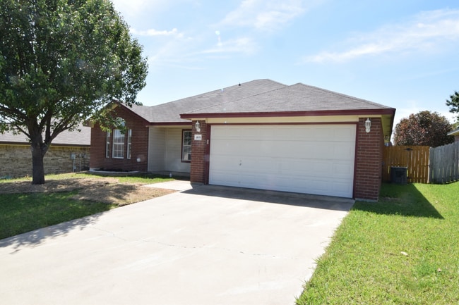 Building Photo - 4106 Embers Dr