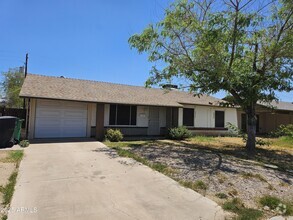 Building Photo - 525 S Rogers